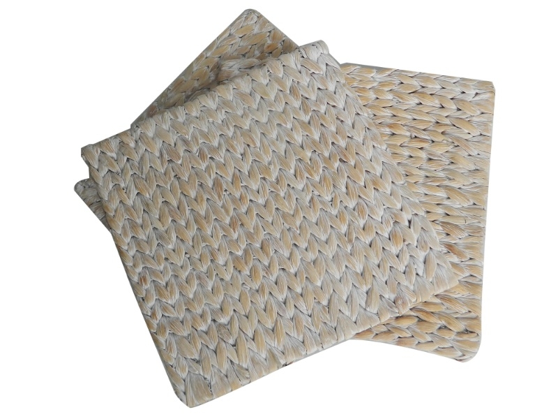 Custom-made Water Hyacinth Placemat - Handwoven White Washed Dining Essential